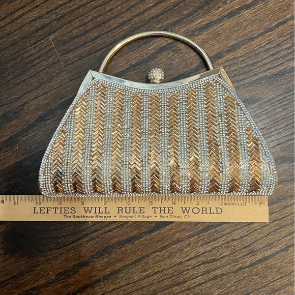 Incredible little gold and crystal fancy handbag - Picture 8 of 11